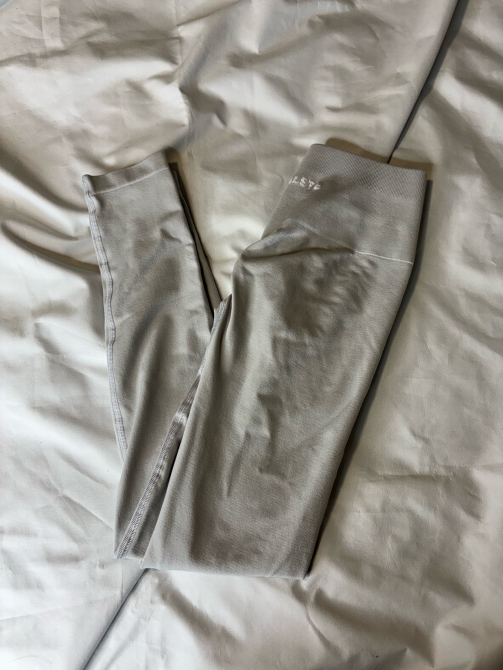 Alphalete Amplify Leggings in Silver Sky